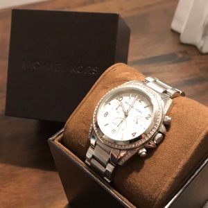 Michael Kors Chronograph women’s watch